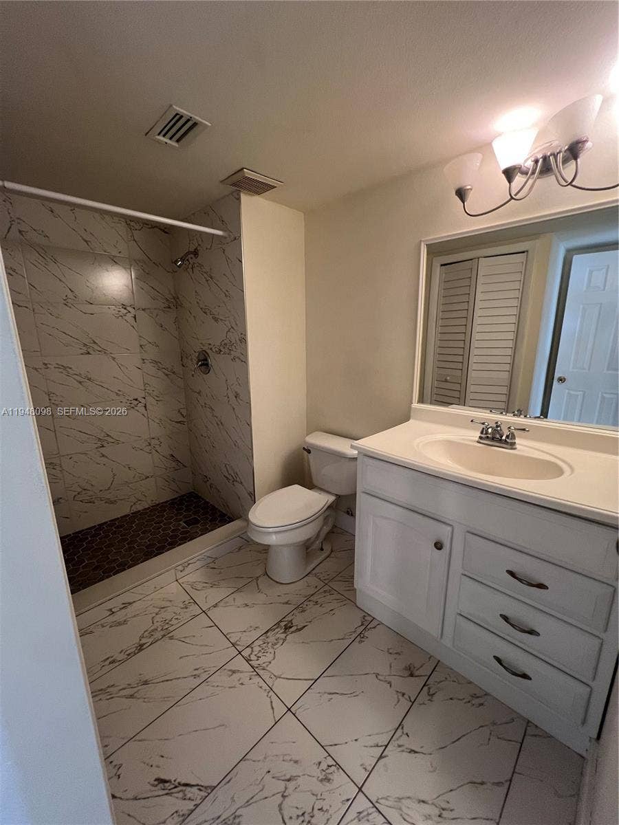 379 Lakeview Drive, #205, Weston, FL 33326 Photo 12