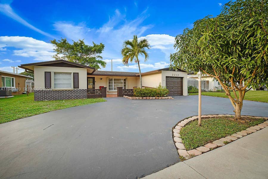 Property photo for 2210 NW 91st Terrace, Pembroke Pines, FL