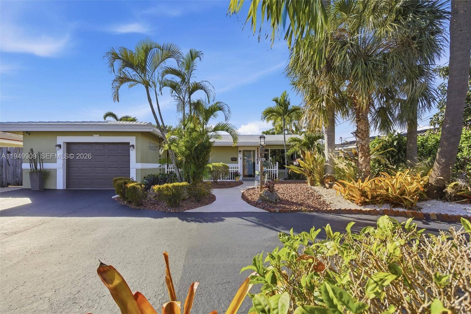 2213 NE 16th Avenue, Wilton Manors, FL 33305 Photo 1