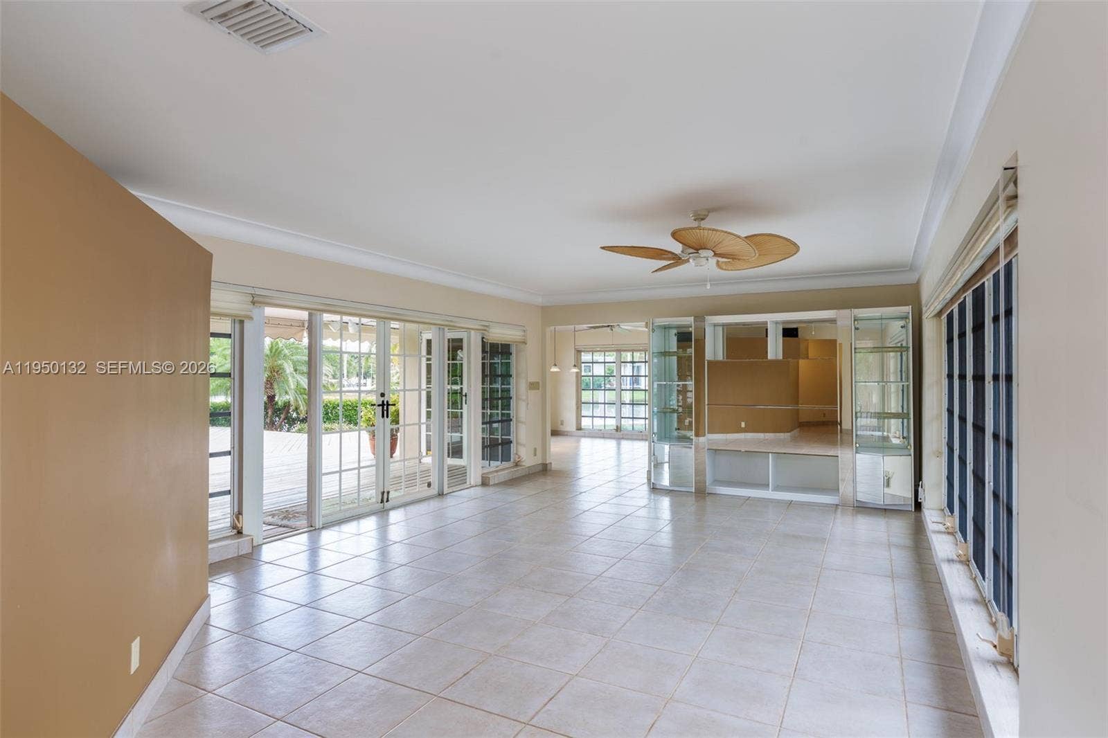 2130 NE 15th Street, Fort Lauderdale, FL 33304 Photo 13