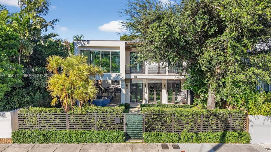 Property photo for 1529 SE 2nd Court, Fort Lauderdale, FL