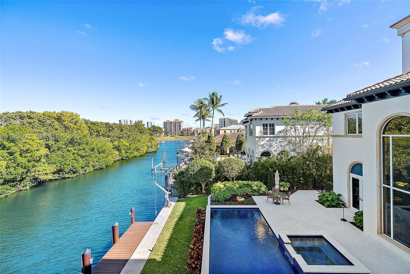 849 Harbour Isle Place, North Palm Beach, FL 33410 Photo 2