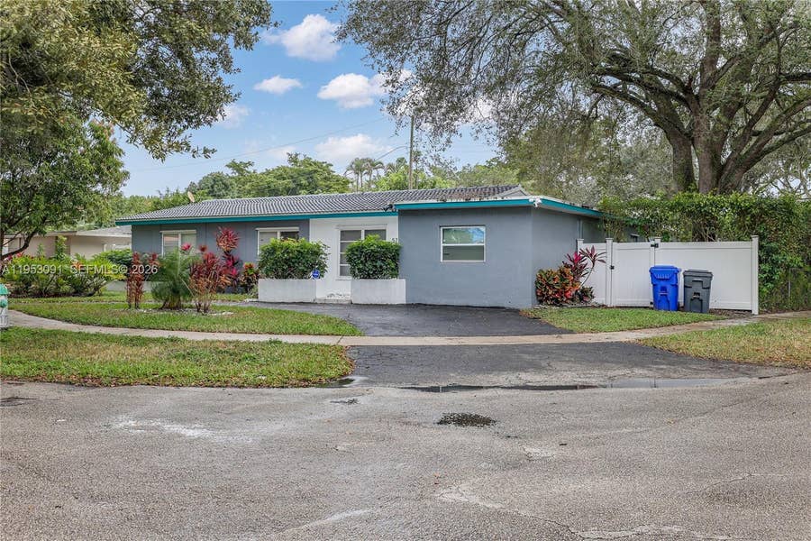 Property photo for 5712 Monroe Street, Hollywood, FL