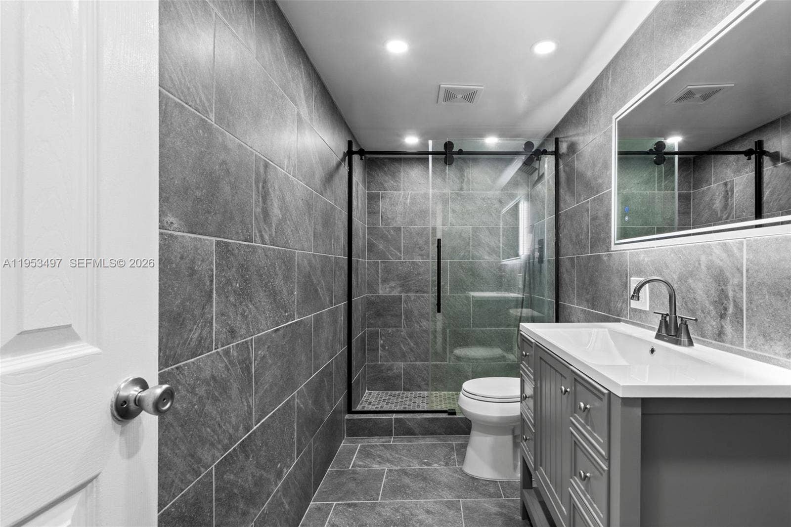 401 Golden Isles Drive, #304, Hallandale Beach, Hallandale Beach, FL 33009 Photo 8
