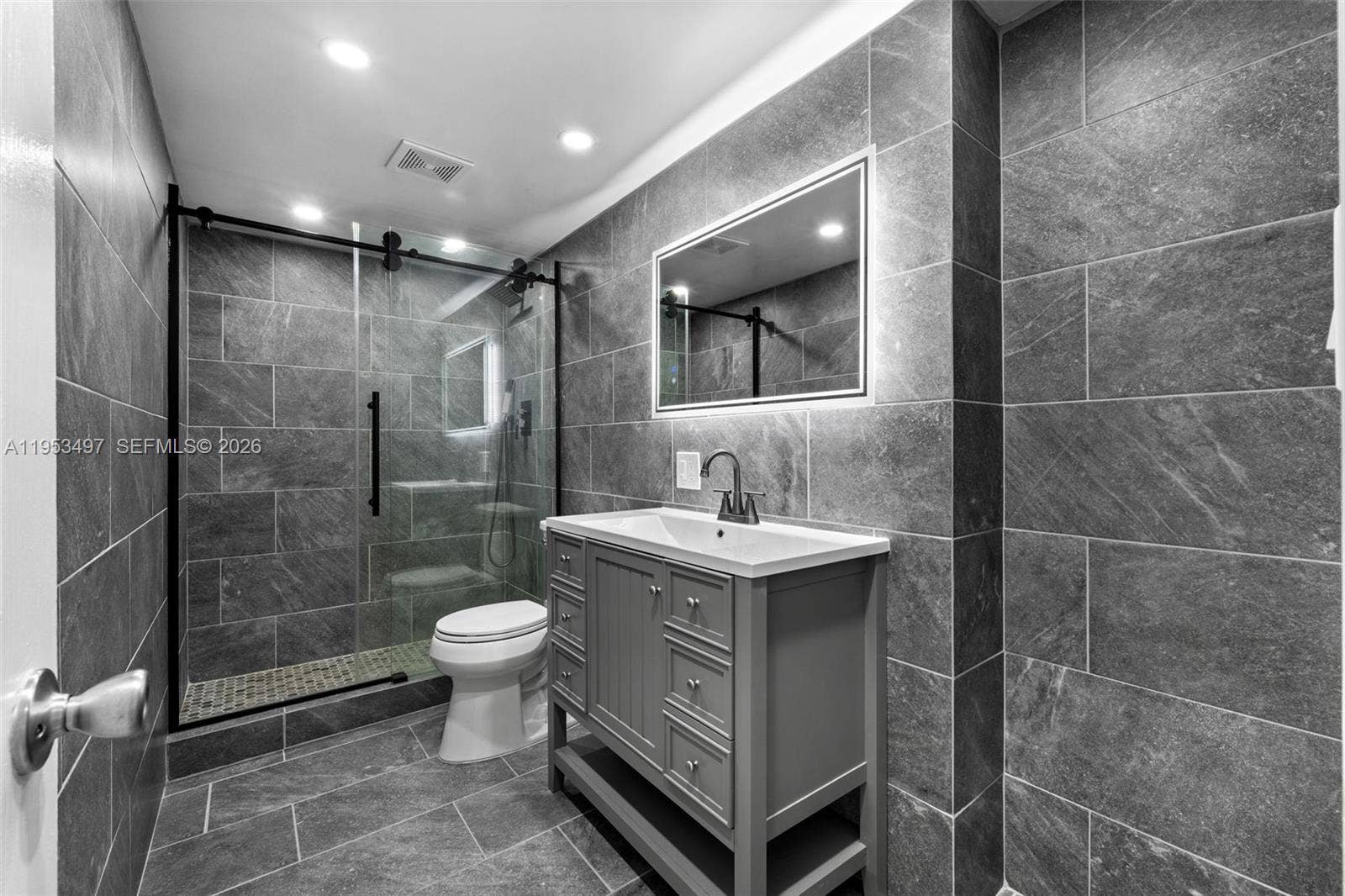 401 Golden Isles Drive, #304, Hallandale Beach, Hallandale Beach, FL 33009 Photo 7
