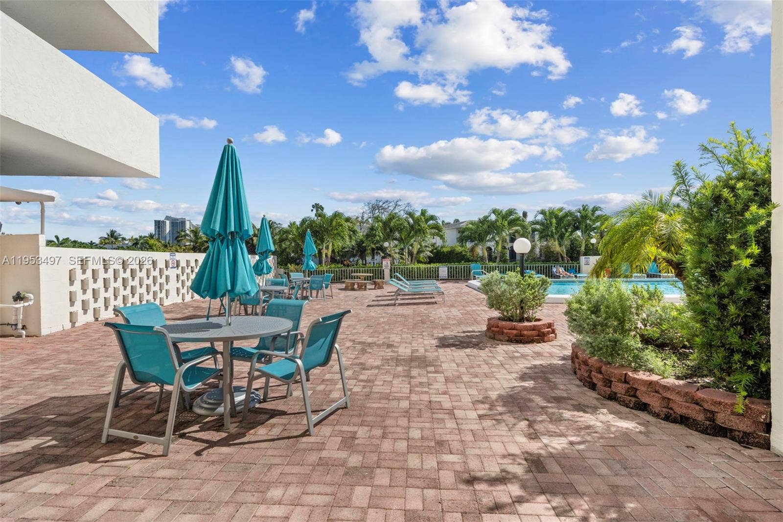 401 Golden Isles Drive, #304, Hallandale Beach, Hallandale Beach, FL 33009 Photo 30