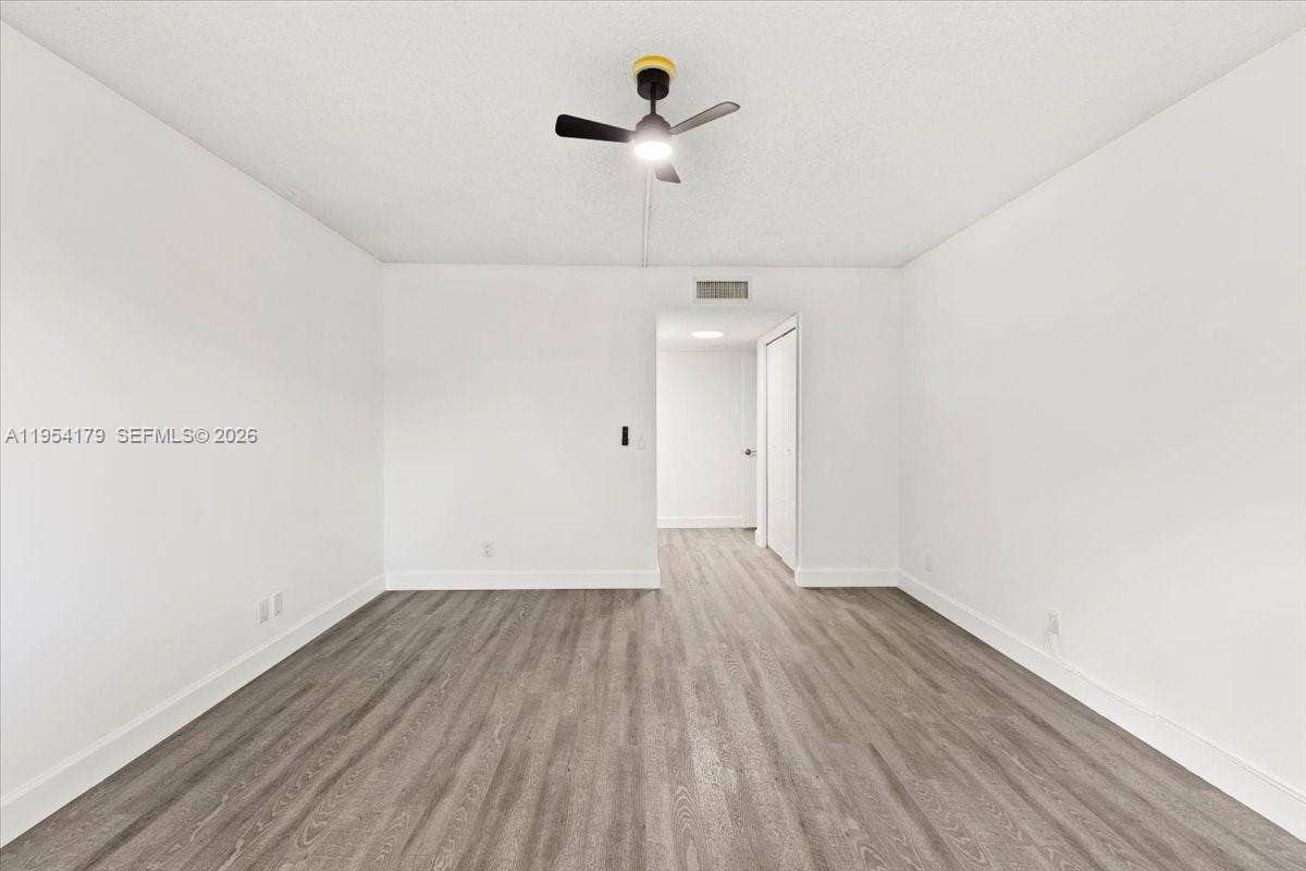 302 Lakeview Drive, #203, Weston, FL 33326 Photo 16
