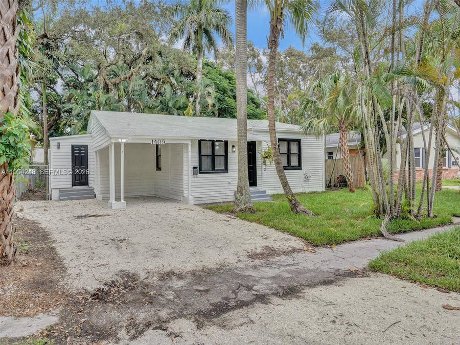 Property photo for 1409 SW 1st Street, Fort Lauderdale, FL
