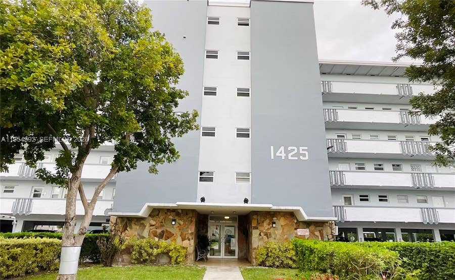 Property photo for 1425 Atlantic Shores Boulevard, #209, Hallandale Beach, FL