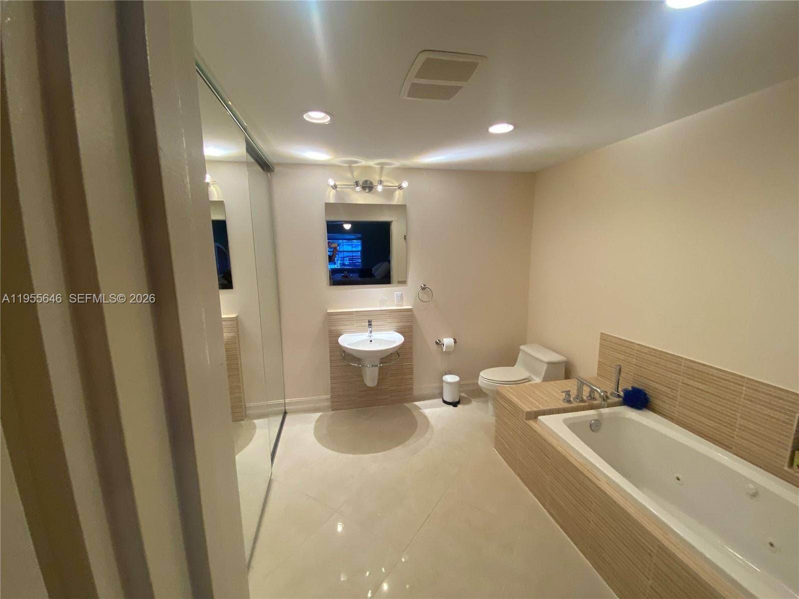 6471 Bay Club Drive, #2, Fort Lauderdale, Fort Lauderdale, FL 33308 Photo 13