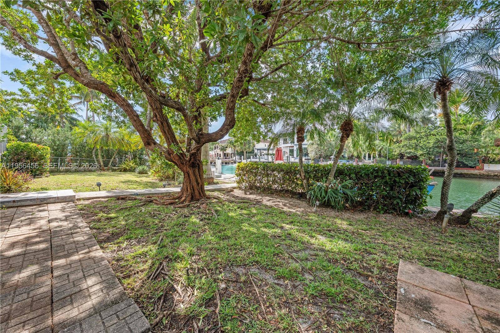 405 Bontona Avenue, Fort Lauderdale, FL 33301 Photo 43