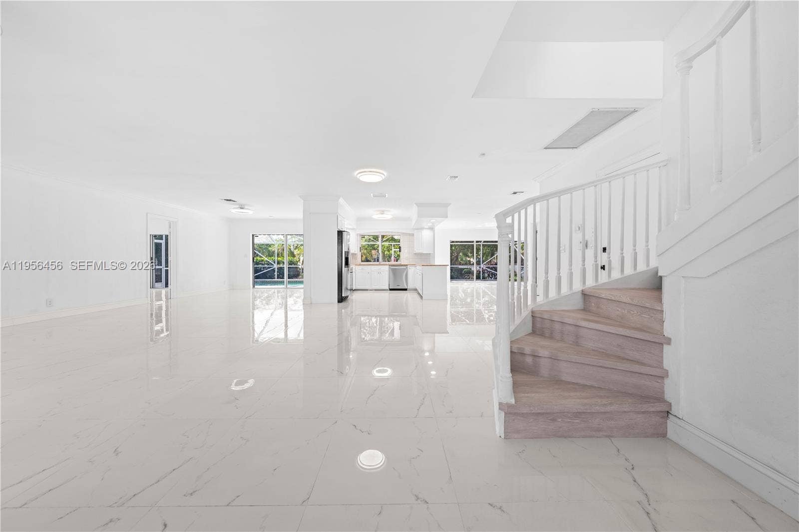 405 Bontona Avenue, Fort Lauderdale, FL 33301 Photo 8