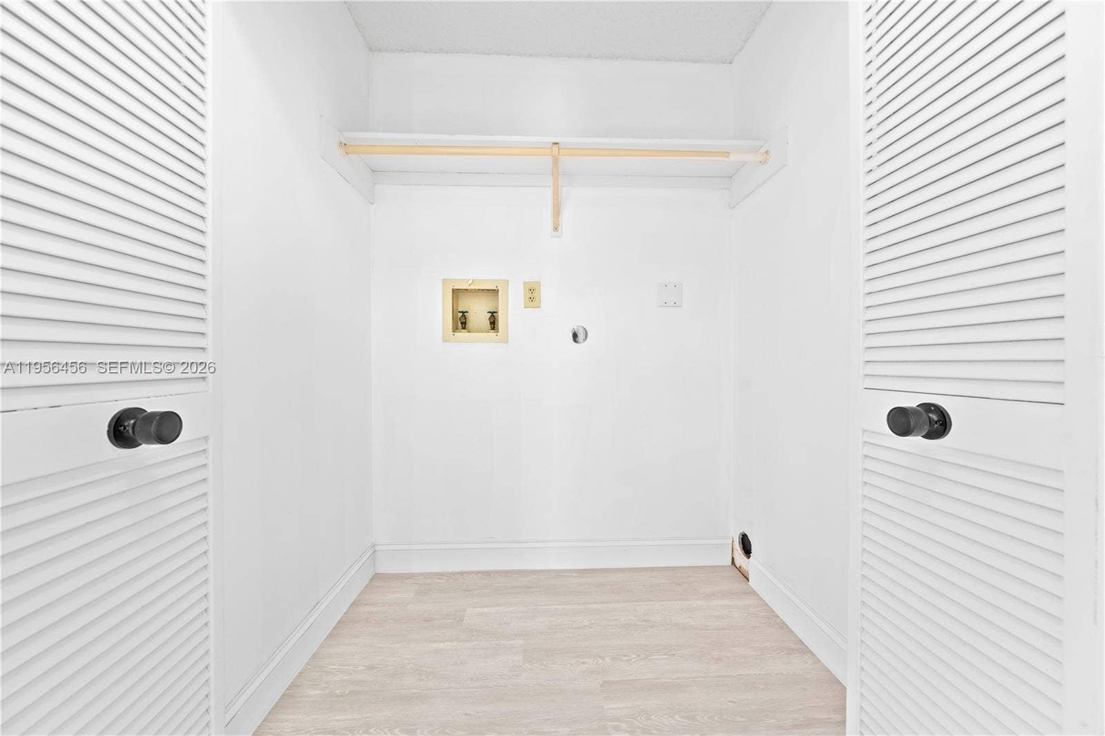 405 Bontona Avenue, Fort Lauderdale, FL 33301 Photo 31