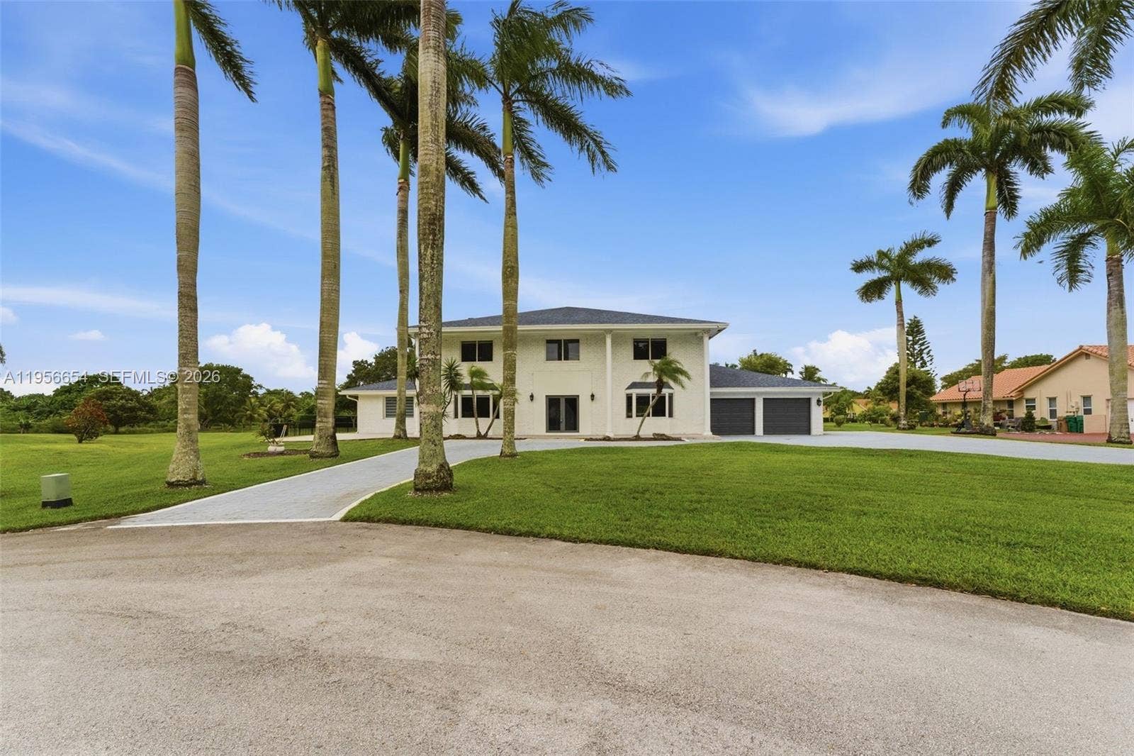 11824 SW 43rd Court, Davie, FL 33330 Photo 2