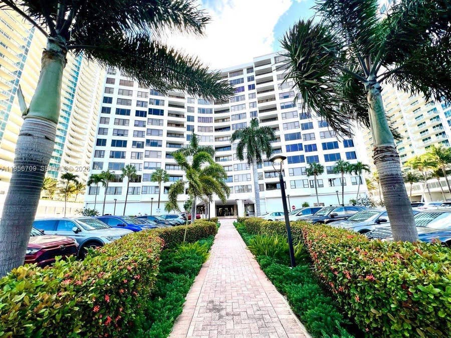 Property photo for 3505 S Ocean Drive, #619, Hollywood, FL