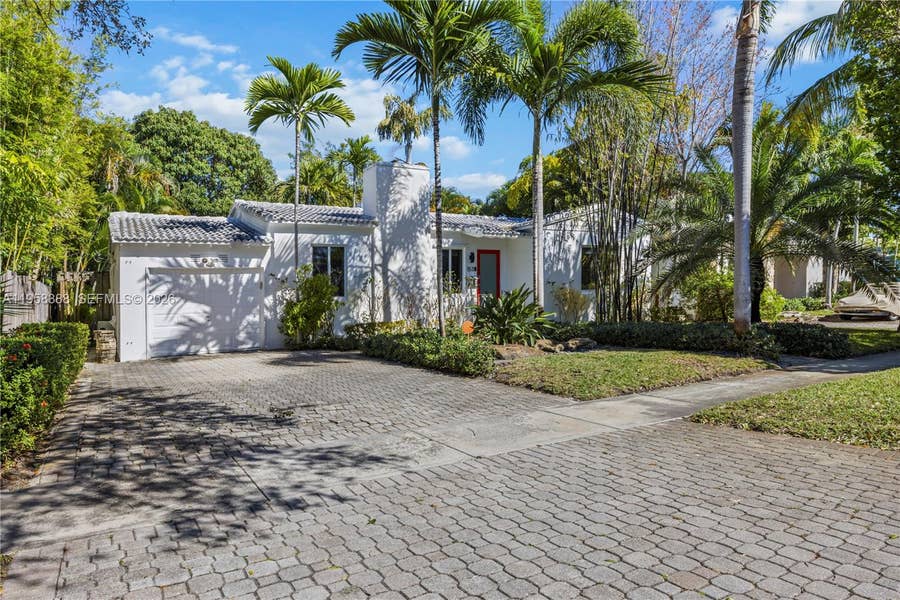 Property photo for Hollywood, FL
