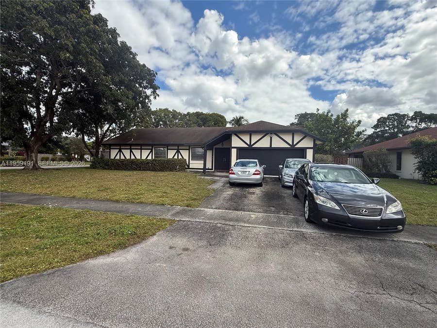 Property photo for 1140 NW 78th Terrace, Plantation, FL