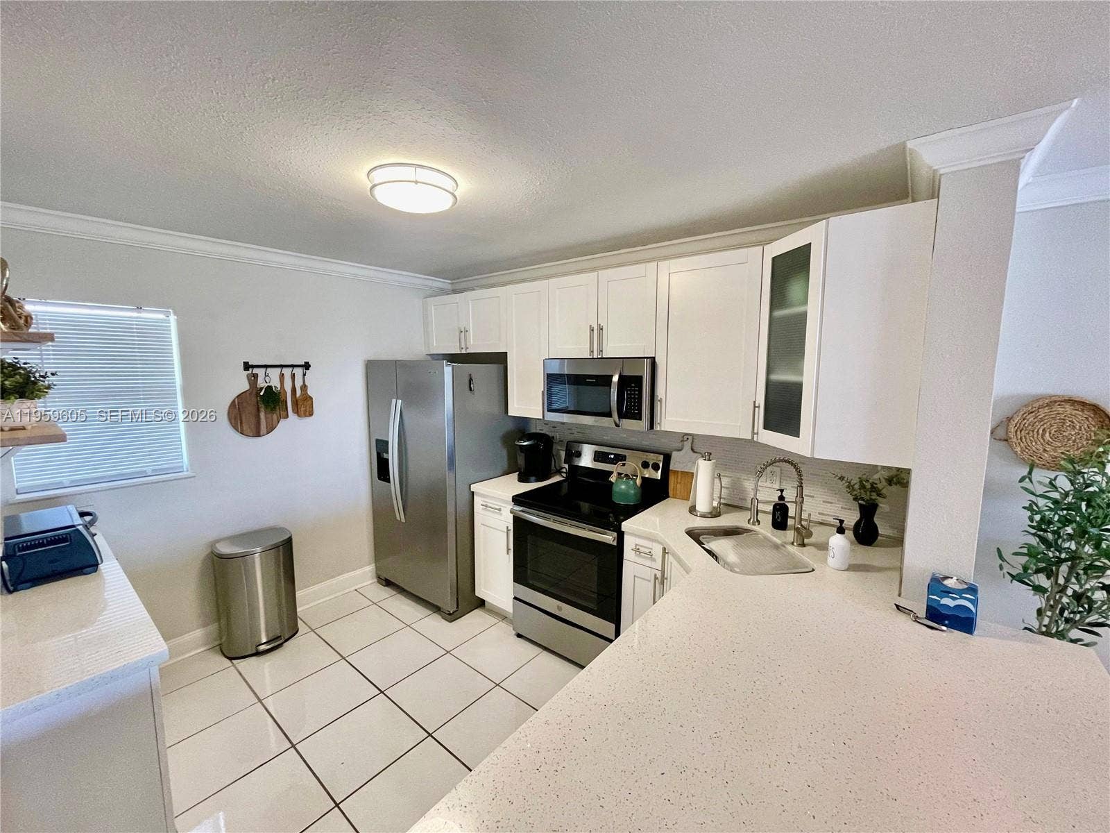 4800 Bayview Drive, #505, Fort Lauderdale, FL 33308 Photo 5