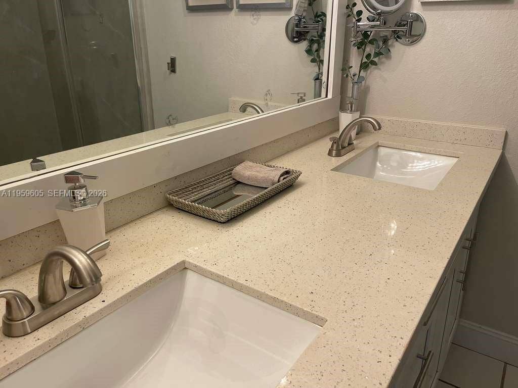 4800 Bayview Drive, #505, Fort Lauderdale, FL 33308 Photo 15