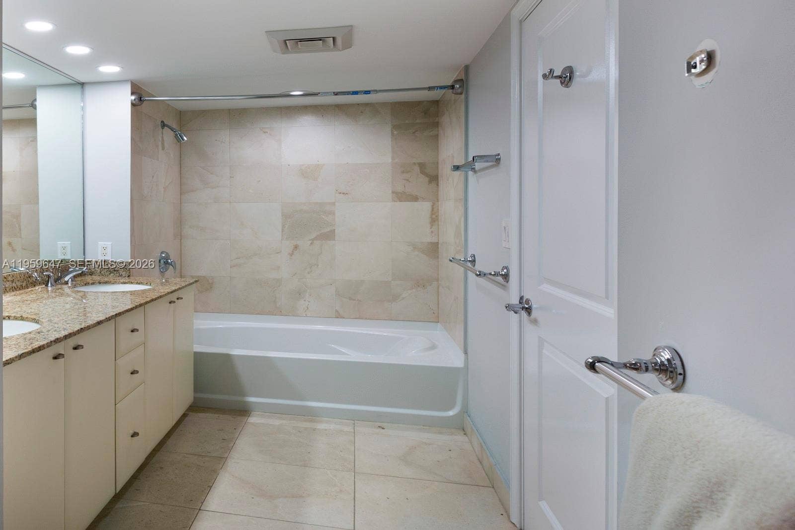 610 W Las Olas Boulevard, #2014N, Fort Lauderdale, FL 33312 Photo 19