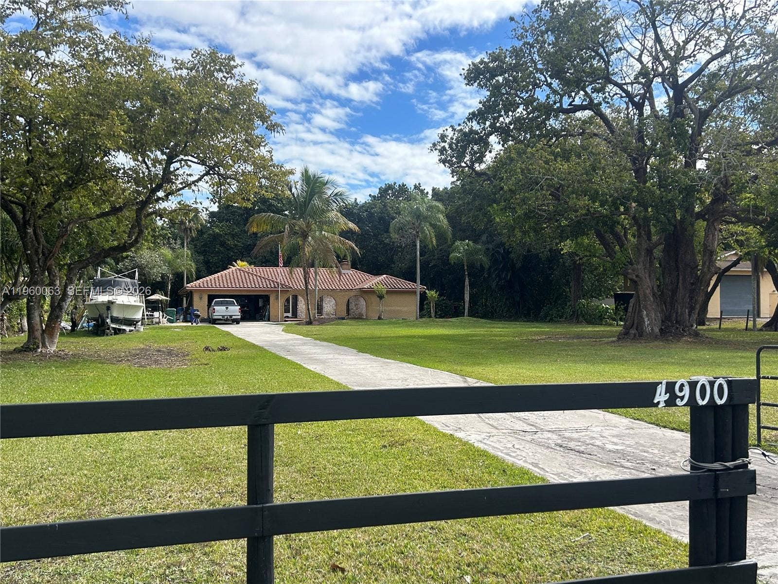 4900 SW 178th Avenue, Southwest Ranches, FL 33331 Photo 1