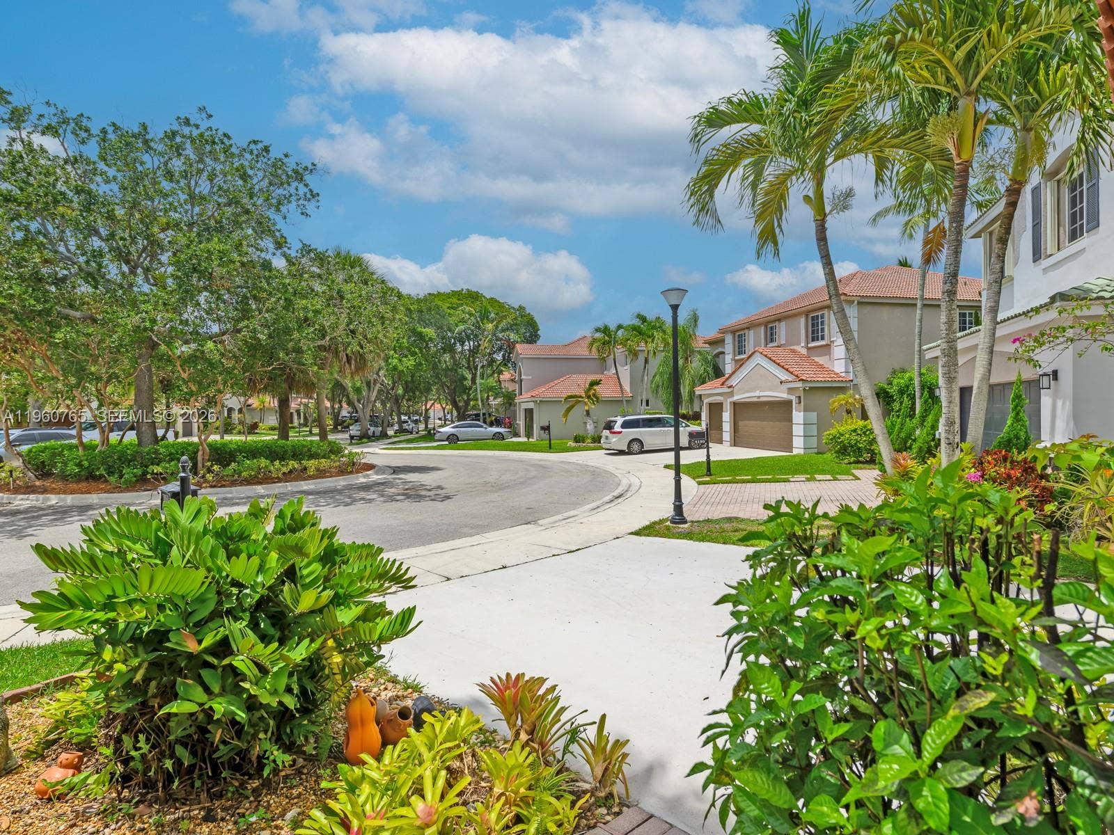 4209 Pinewood Lane, Weston, FL 33331 Photo 8