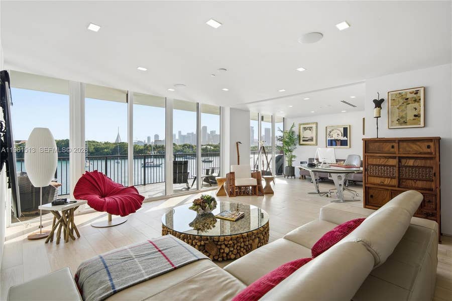 Property photo for 1000 Venetian Way, #403, Miami Beach, FL