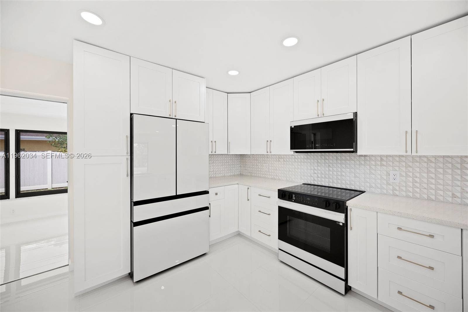 21 SE 7th Street, Pompano Beach, FL 33060 Photo 15