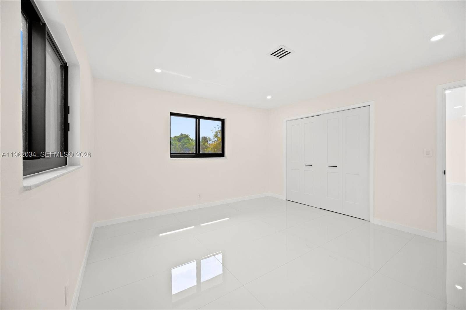 21 SE 7th Street, Pompano Beach, FL 33060 Photo 18