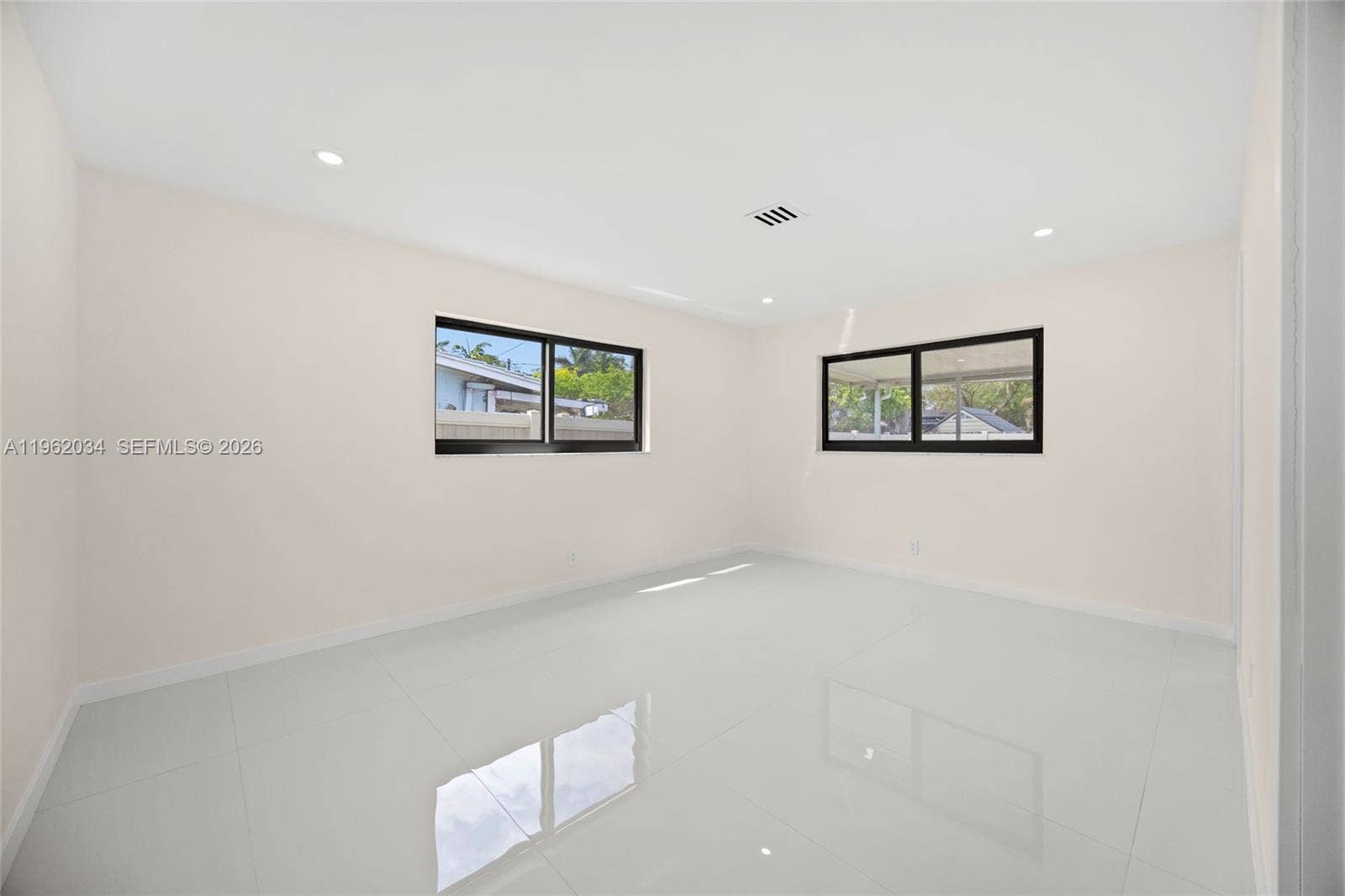 21 SE 7th Street, Pompano Beach, FL 33060 Photo 24