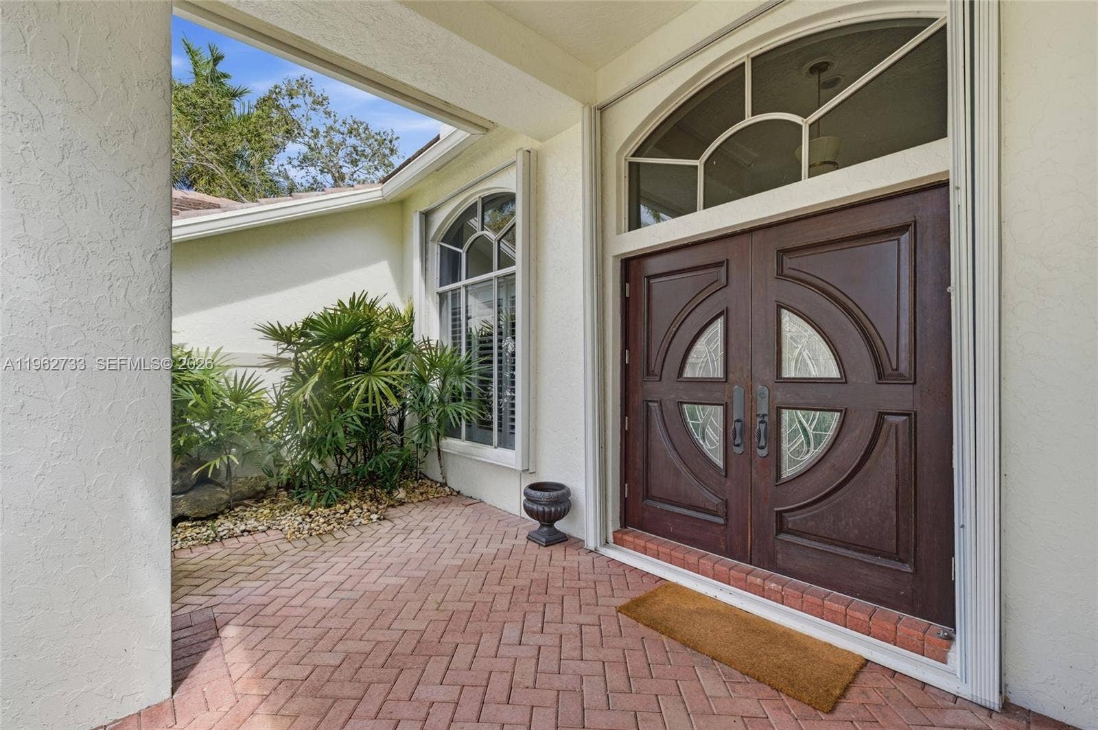2562 Eagle Run Lane, Weston, FL 33327 Photo 6