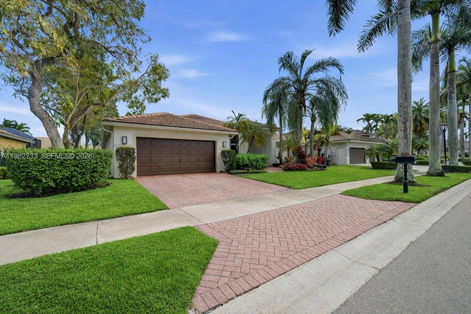 2562 Eagle Run Lane, Weston, FL 33327 Photo 33