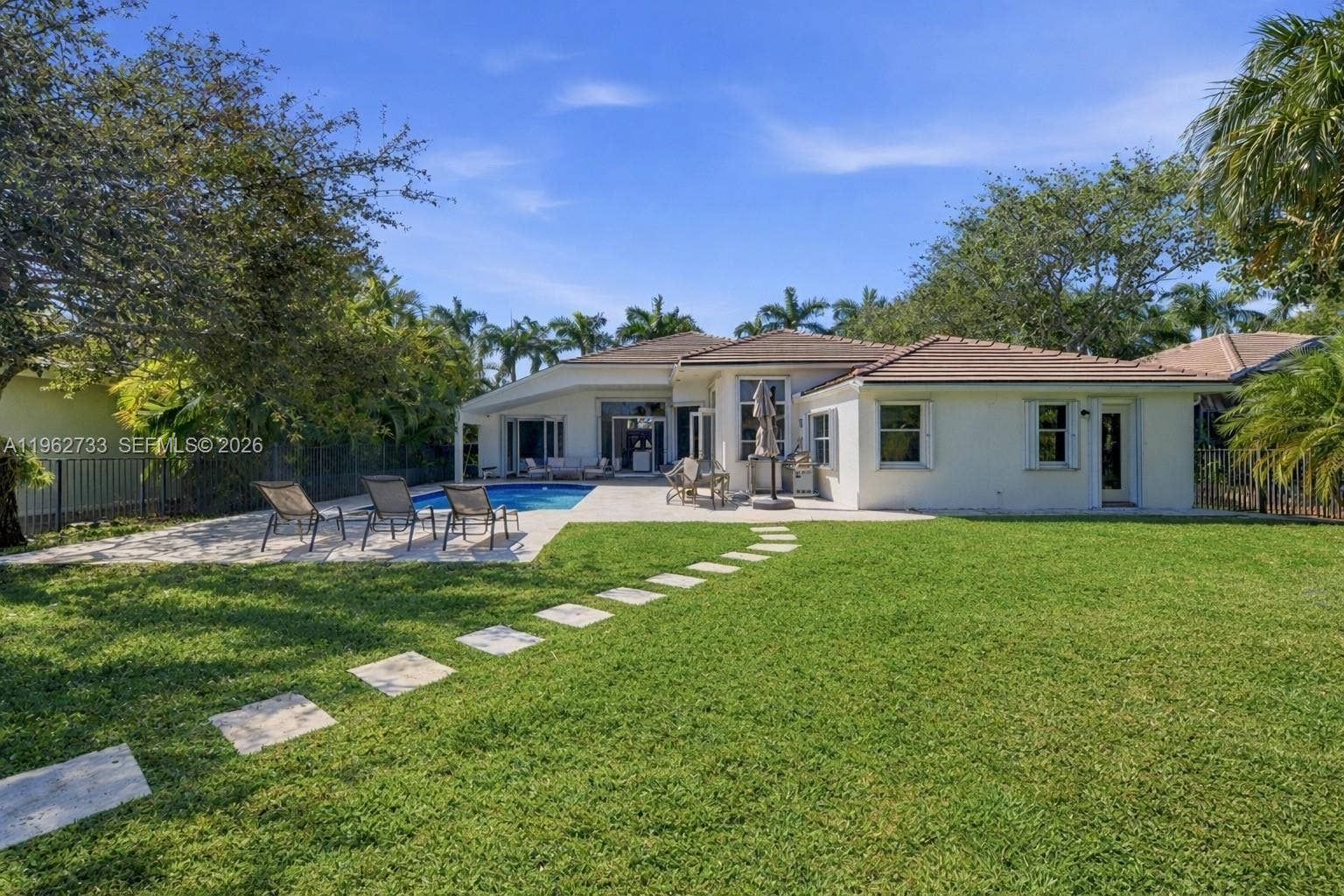 2562 Eagle Run Lane, Weston, FL 33327 Photo 5