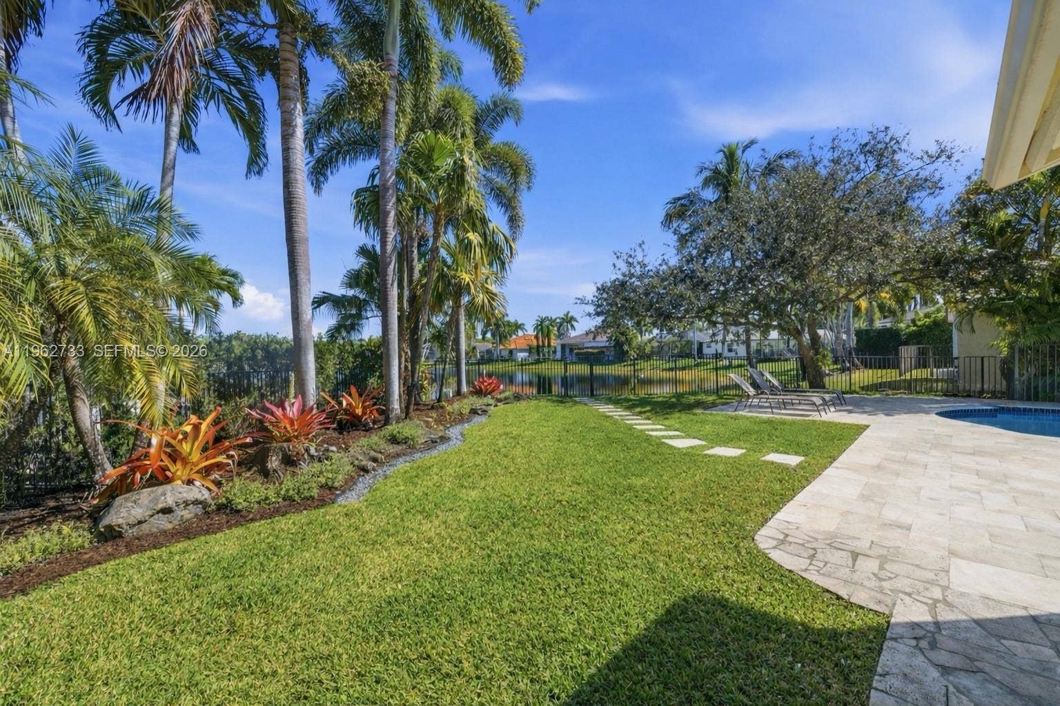 2562 Eagle Run Lane, Weston, FL 33327 Photo 28