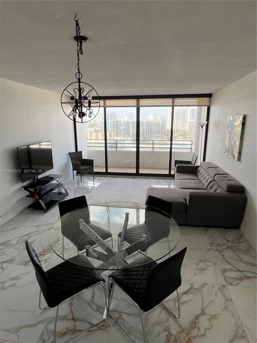 Property photo for Hollywood, FL