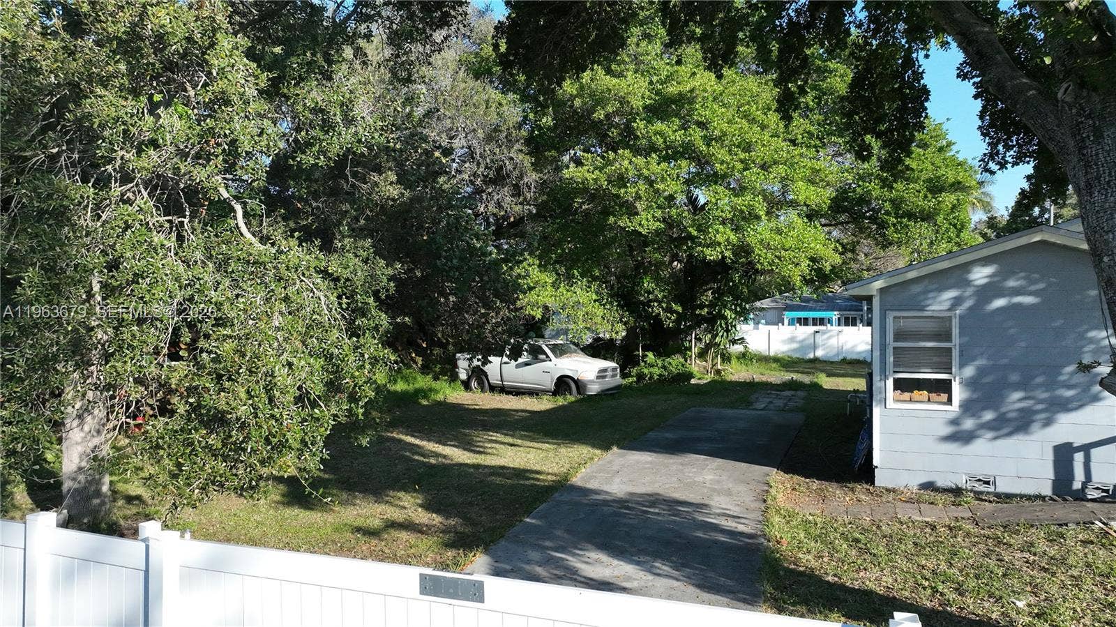 228 SW 8th Street, Dania Beach, FL 33004 Photo 8