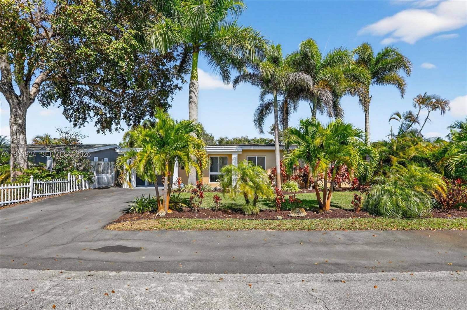 409 NW 28th Court, Wilton Manors, FL 33311 Photo 44