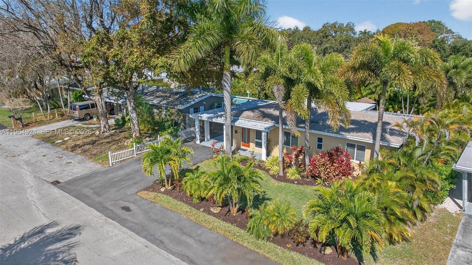 409 NW 28th Court, Wilton Manors, FL 33311 Photo 48
