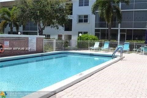 1501 S Ocean Boulevard, #323, Lauderdale By The Sea, FL 33062 Photo 21