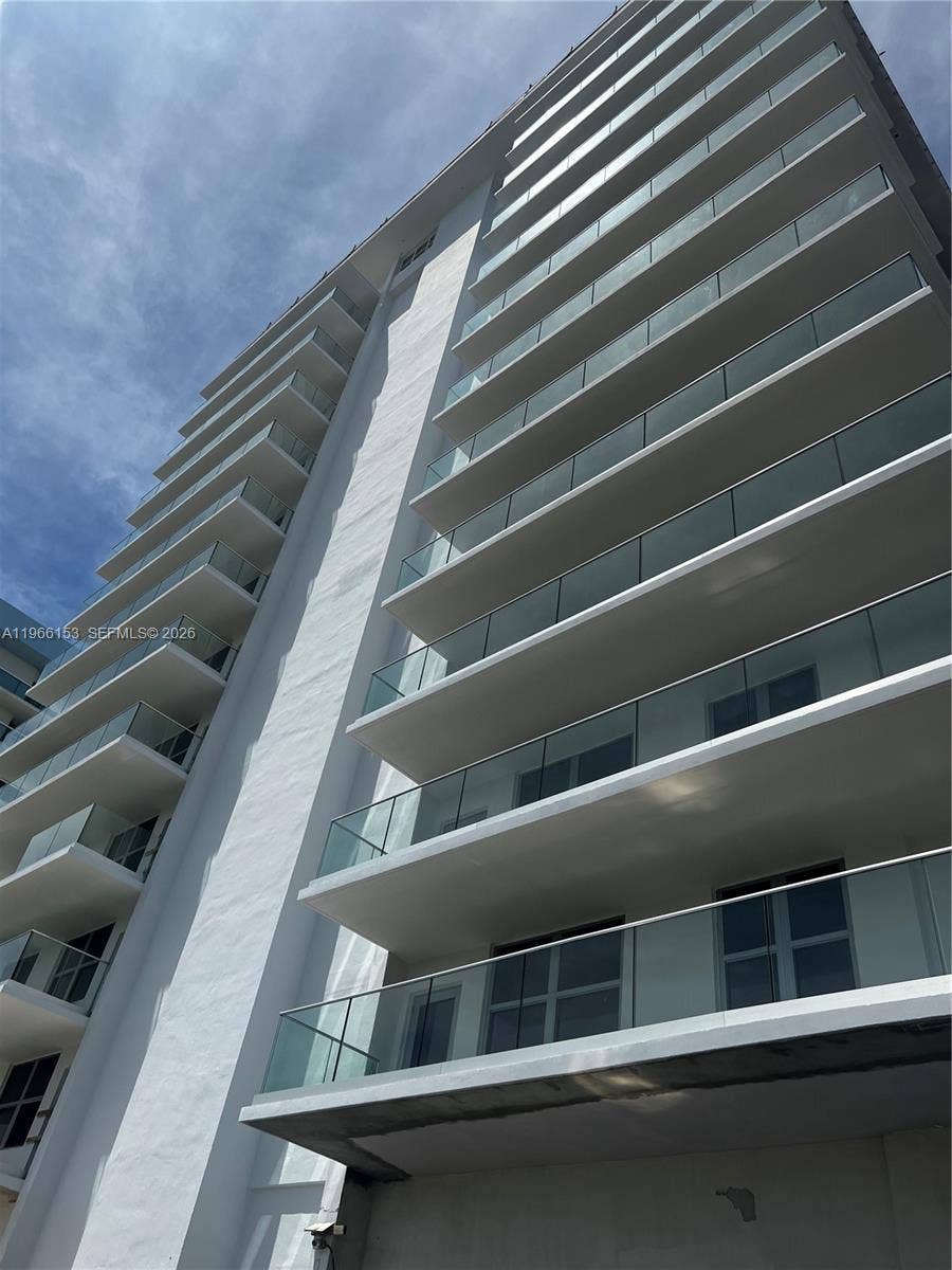 9225 Collins Avenue, #302, Surfside, FL 33154 Photo 2