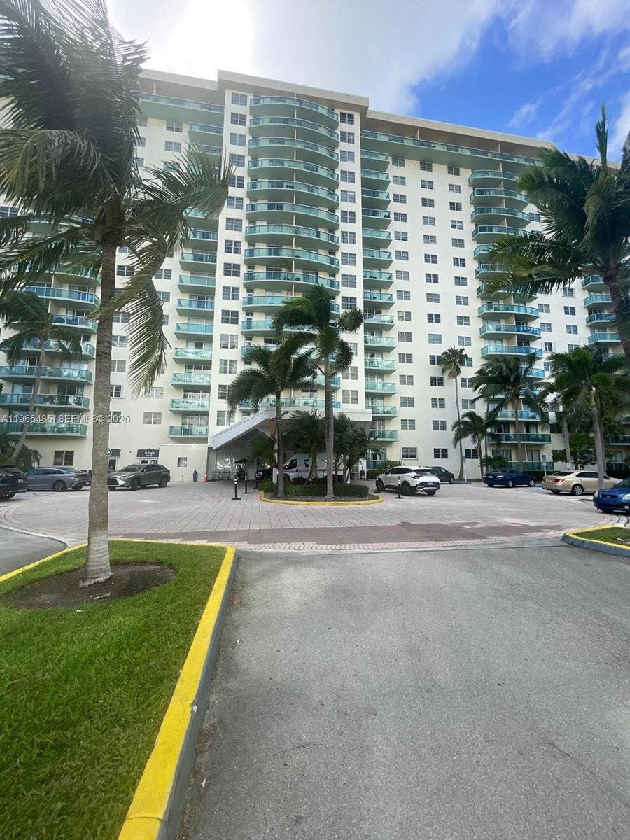 Property photo for 19390 Collins Avenue, #123, Sunny Isles Beach, FL