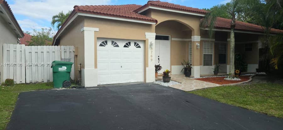 Property photo for 5769 NW 99th Avenue, Doral, FL