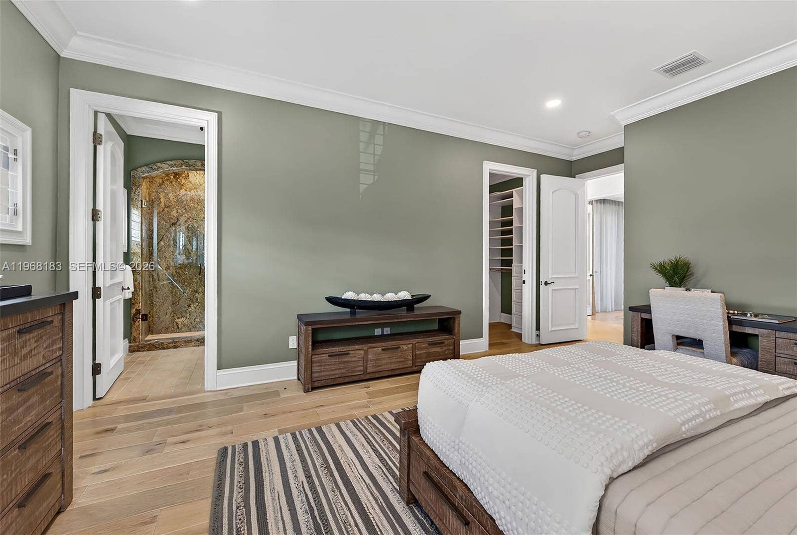 628 Coral Way, Fort Lauderdale, FL 33301 Upstairs Bedroom