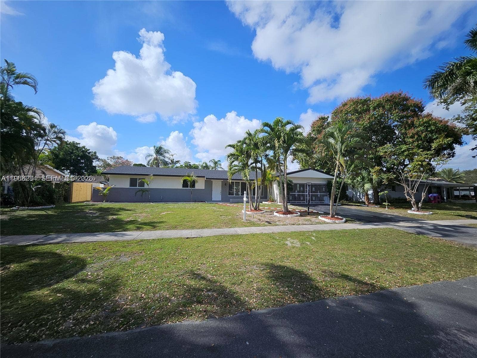 221 SW 53rd Avenue, Plantation, FL 33317 Photo 46