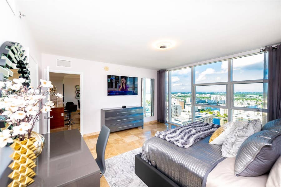 Property photo for 1830 S Ocean Drive, #2907, Hallandale Beach, FL