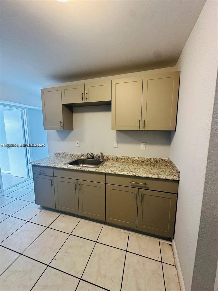 Property photo for 5 NE 16th Court, Fort Lauderdale, FL