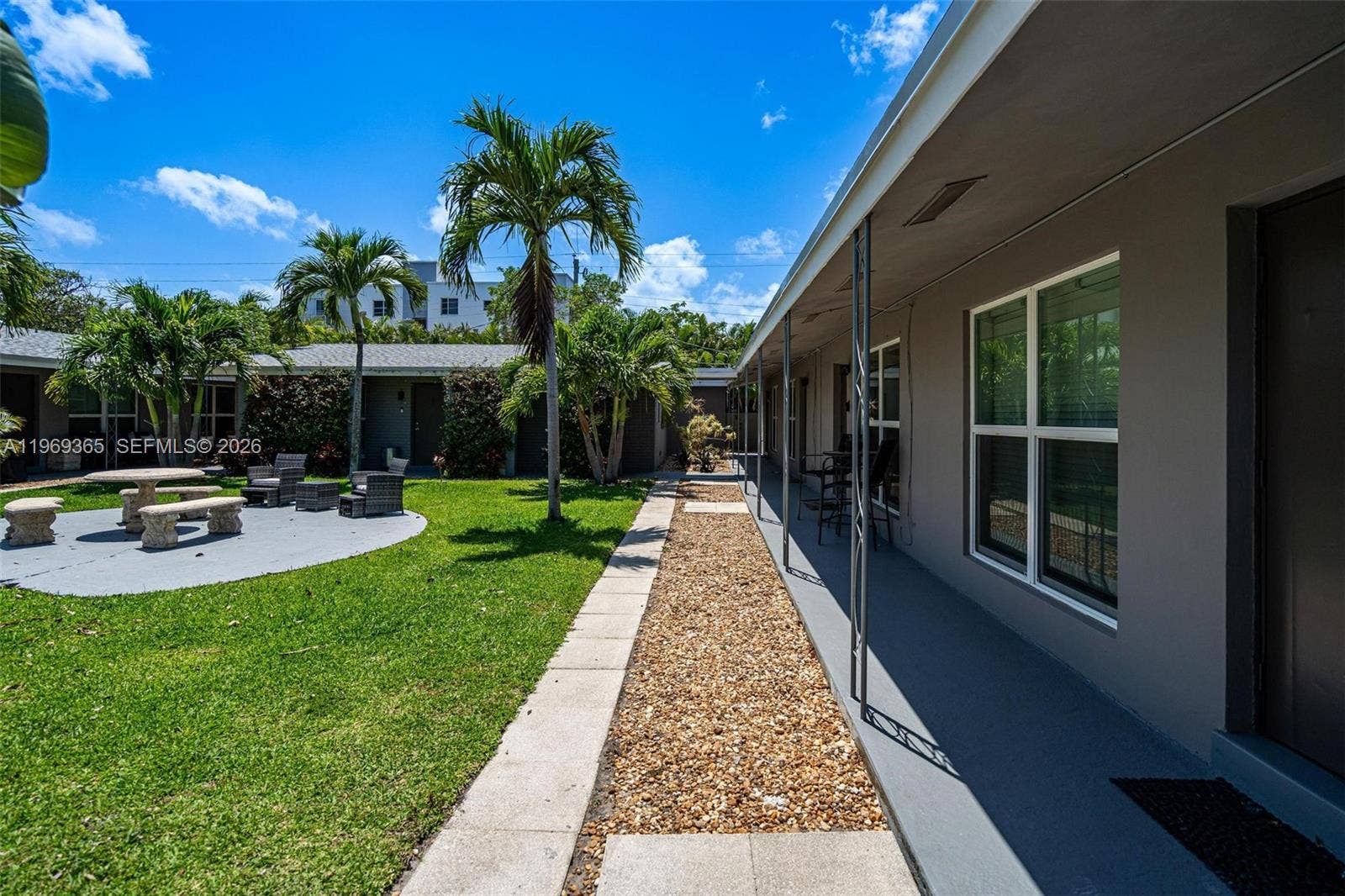 2201 NE 14th Avenue, Wilton Manors, FL 33305 Photo 16