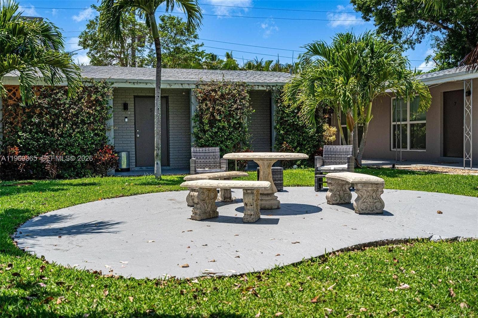 2201 NE 14th Avenue, Wilton Manors, FL 33305 Photo 14