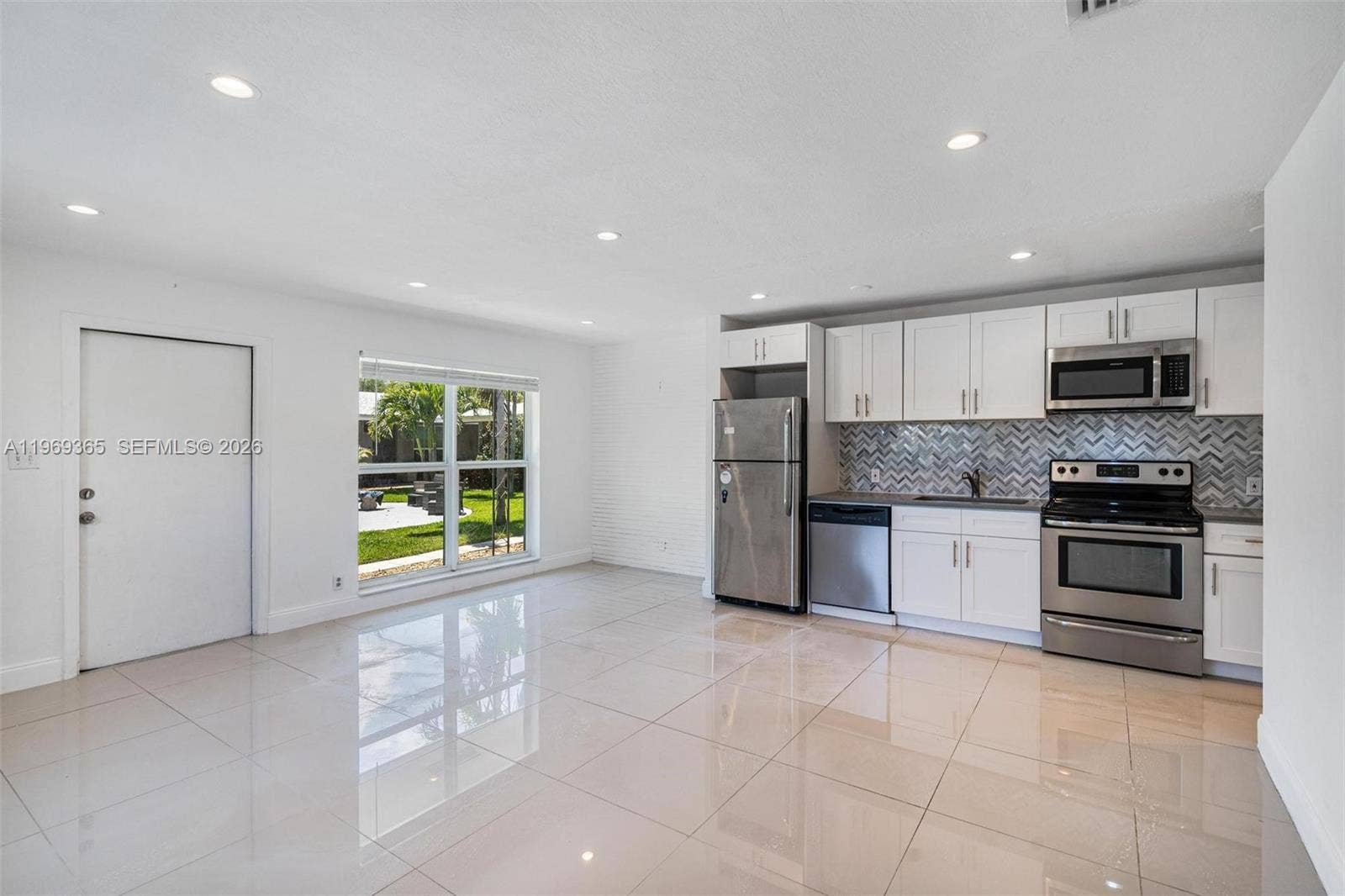 2201 NE 14th Avenue, Wilton Manors, FL 33305 Photo 26