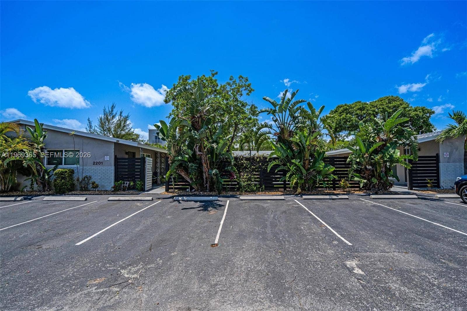 2201 NE 14th Avenue, Wilton Manors, FL 33305 Photo 22